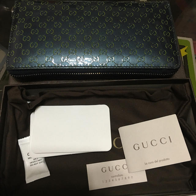 Gucci(グッチ)の美品　高級GUCCI ラウンドファスナー　長財布　正規品 メンズのファッション小物(長財布)の商品写真