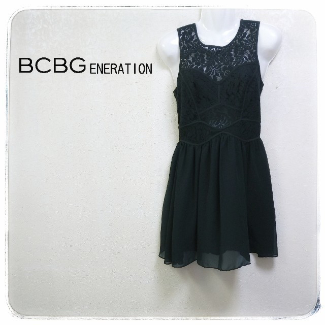 BCBGMAXAZRIA(ビーシービージーマックスアズリア)の【美品】【セレブ人気ブランド❤︎.*】BCBG ワンピース 黒レース  M レディースのワンピース(ひざ丈ワンピース)の商品写真