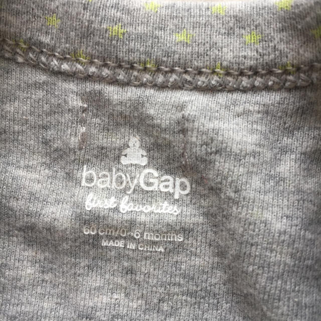 babyGAP(ベビーギャップ)の新生児 ロンパース  babyGAP 2枚おまとめ キッズ/ベビー/マタニティのベビー服(~85cm)(カバーオール)の商品写真