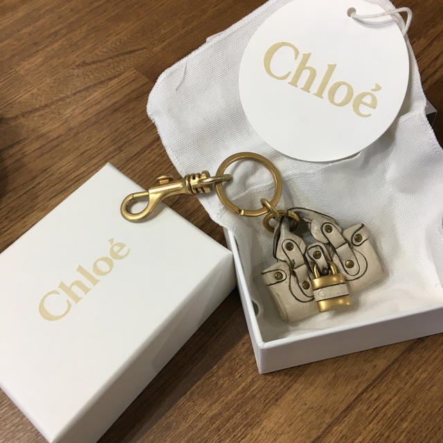 Chloe(クロエ)のクロエ　キーホルダー レディースのファッション小物(キーホルダー)の商品写真