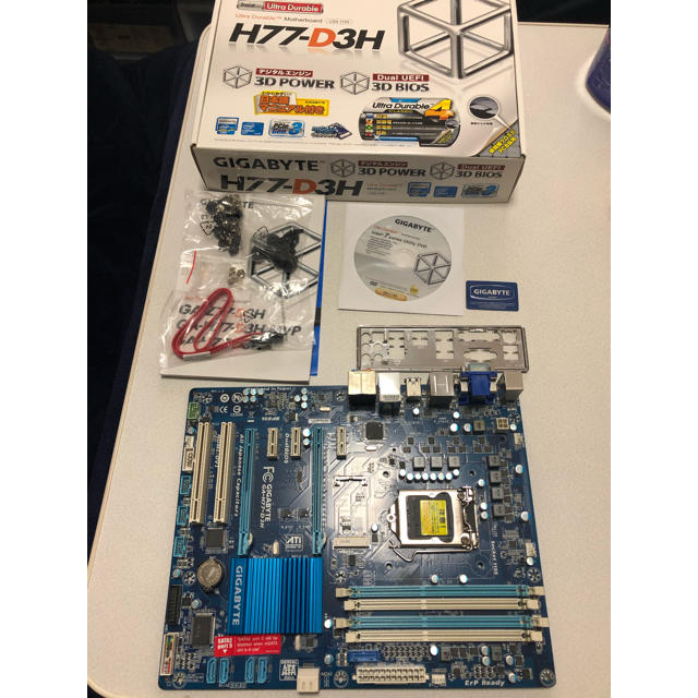 GIGABYTE GA-H77-D3H [2020/04動作OK] 1