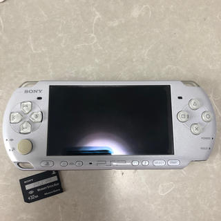 プレイステーションポータブル(PlayStation Portable)のPSP 3000  パールホワイト　本体 + メモリーカード32MB(携帯用ゲーム機本体)
