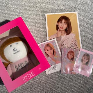 エイチケーティーフォーティーエイト(HKT48)のIZ*ONE 宮脇咲良　ぬいぐるみ　セット　(値下げ中)(K-POP/アジア)