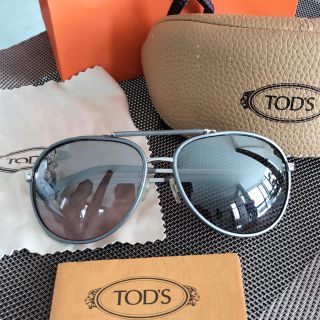 トッズ(TOD'S)の美品　TOD’S サングラス　(サングラス/メガネ)