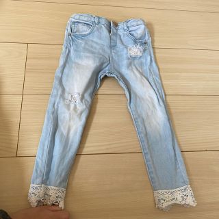 ザラ(ZARA)のZARA  裾レース デニムパンツ(パンツ/スパッツ)