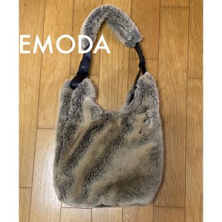 エモダ(EMODA)のファーバッグ(ショルダーバッグ)