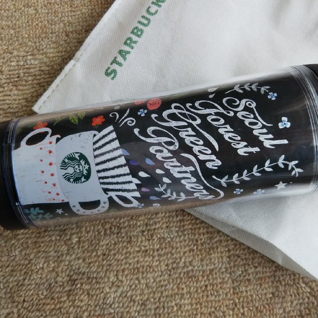 Starbucks Coffee(スターバックスコーヒー)の海外スターバックス・非売品タンブラー インテリア/住まい/日用品のキッチン/食器(タンブラー)の商品写真