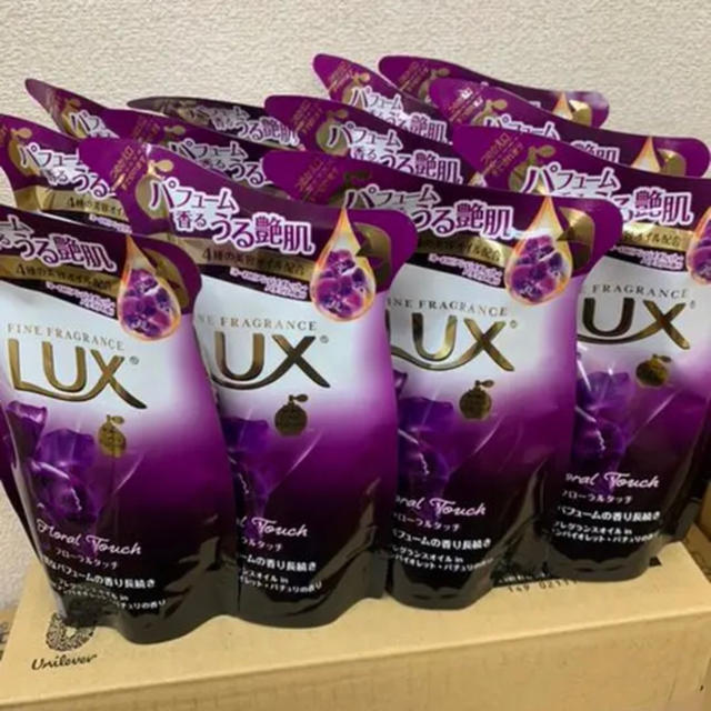 LUX(ラックス)のLUX ボディソープ《フローラタッチ》詰め替え12個セット コスメ/美容のボディケア(ボディソープ/石鹸)の商品写真