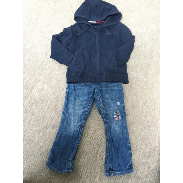 TOMMY HILFIGER(トミーヒルフィガー)のトミーパーカー&gapデニム95セット キッズ/ベビー/マタニティのキッズ服男の子用(90cm~)(ジャケット/上着)の商品写真