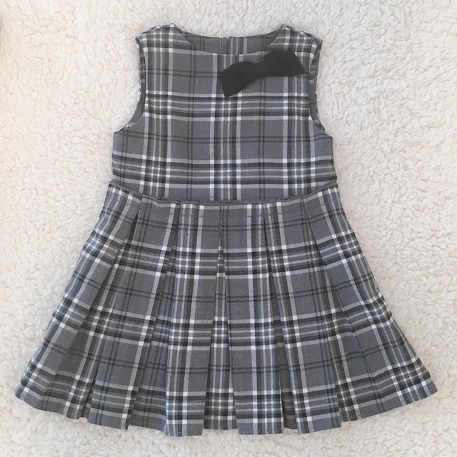 familiar(ファミリア)のお値下げ【美品】BeBe チェックワンピース♡ キッズ/ベビー/マタニティのキッズ服女の子用(90cm~)(ワンピース)の商品写真