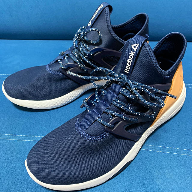 ★値下げしました★Reebok(リーボック)スニーカー25cm★