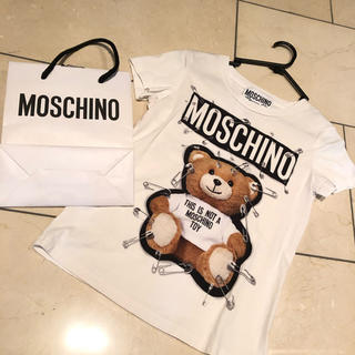 モスキーノ(MOSCHINO)の美品　モスキーノ　moschino Tシャツ　クマ(Tシャツ(半袖/袖なし))