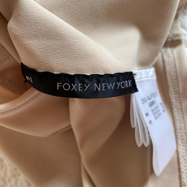 FOXEY(フォクシー)の❤️foxeynewyork 美品　襟フリルカーディガン レディースのトップス(カーディガン)の商品写真