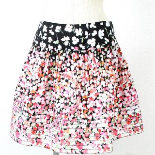 レッドヴァレンティノ(RED VALENTINO)の★ No.9様専用 ★【美品】レッドヴァレンティノ♡花柄スカート(ひざ丈スカート)