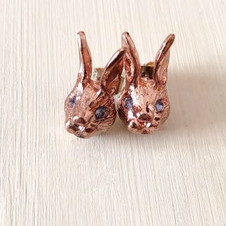 ニコアンド(niko and...)のうさぎピアス(ピンクG)(ピアス)