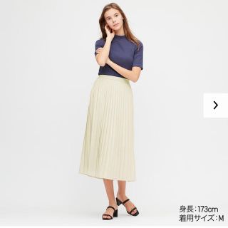 ユニクロ(UNIQLO)の新品　ユニクロ　プリーツスカート　Lサイズ　シフォンプリーツロングスカート(ロングスカート)