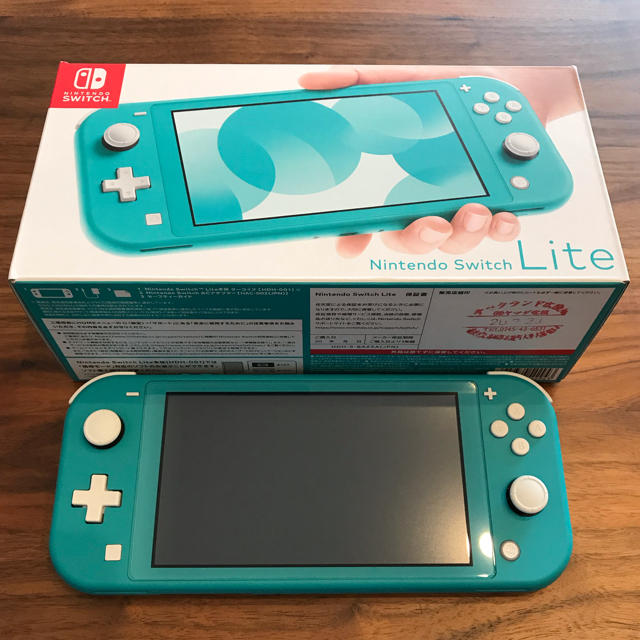 美品　Nintendo Switch ニンテンドースイッチライト