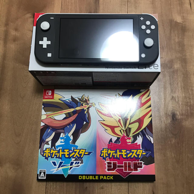 スイッチライト　グレーとポケモン家庭用ゲーム機本体