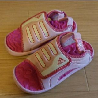 アディダス(adidas)のアディダス adidas ウォーターサンダル 15cm ピンク マジックテープ(サンダル)