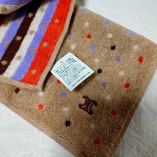 セリーヌ(celine)の【新品・未使用】セリーヌ　CELINE タオル　ハンカチ(ハンカチ)