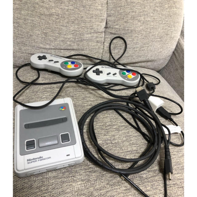 スーパーファミコン(スーパーファミコン)のスーパーファミコン　ミニ　【中古美品】 エンタメ/ホビーのゲームソフト/ゲーム機本体(家庭用ゲーム機本体)の商品写真