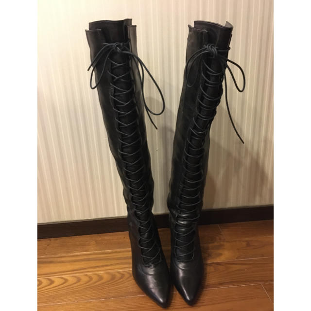 Stuart Weitzman(スチュワートワイツマン)の【日本未発売】Stuart Weitzman ニーハイブーツ レディースの靴/シューズ(ブーツ)の商品写真