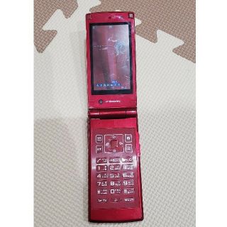 エヌティティドコモ(NTTdocomo)のガラケー    F-03B(携帯電話本体)