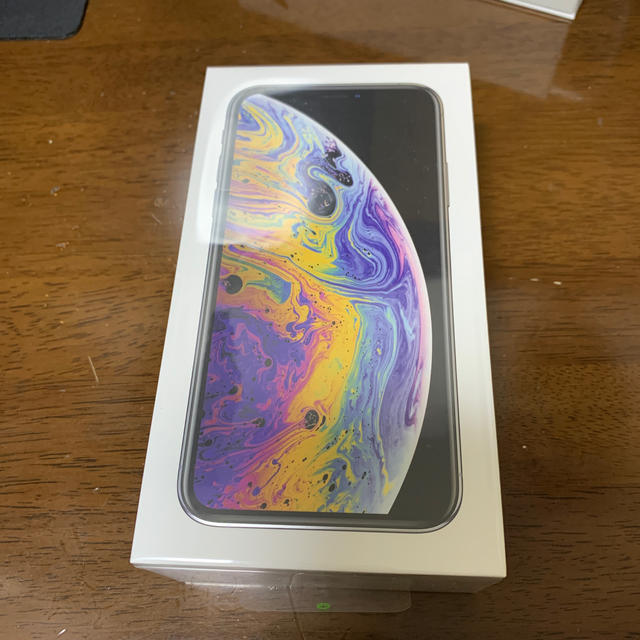 【新品】iPhone XS 256GB シルバー SIMフリー版