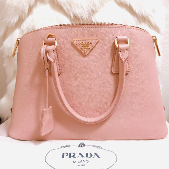 新しいコレクション PRADA - PRADA サフィアーノ ライトピンク ハンドバッグ 新しいコレクション PRADA - PRADA サフィアーノ ライトピンク ハンドバッグ