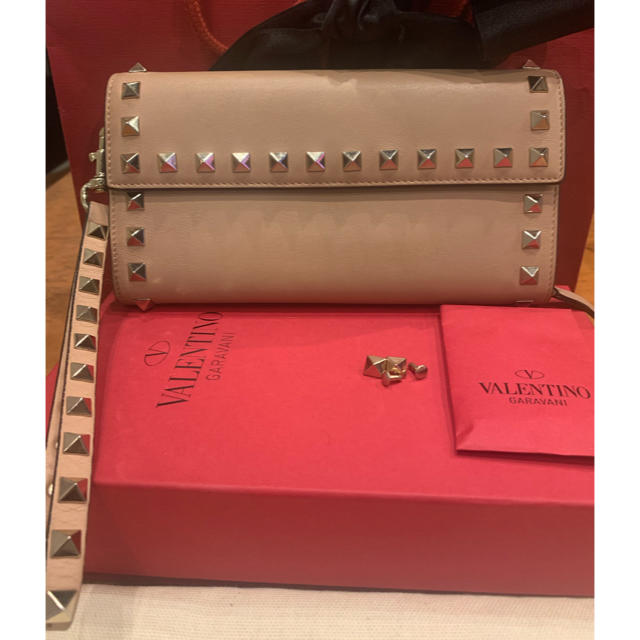 VALENTINO長財布★ベージュ★チェーンウォレット