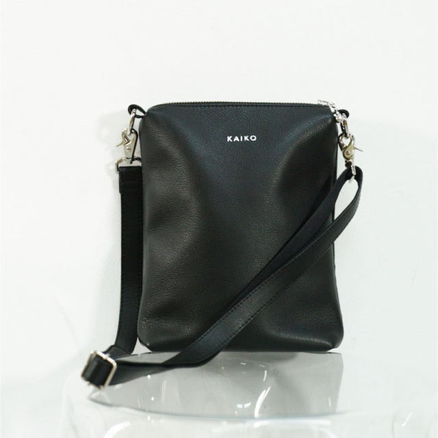 KAIKO LEATHER SHOULDER BAG "BLACK"