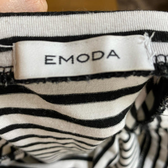 EMODA(エモダ)のEMODA＊チューブトップ レディースのトップス(ベアトップ/チューブトップ)の商品写真