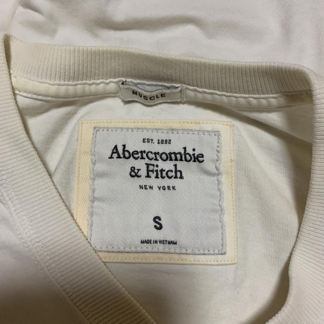 Abercrombie&Fitch(アバクロンビーアンドフィッチ)のアバクロンビー&フィッチ　サイズS メンズのトップス(Tシャツ/カットソー(半袖/袖なし))の商品写真