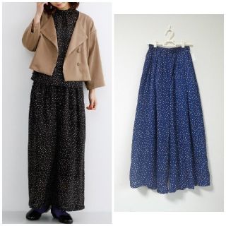 メルロー(merlot)の新品　メルロープリュス　ドット柄タックワイドパンツ　ネイビー(カジュアルパンツ)