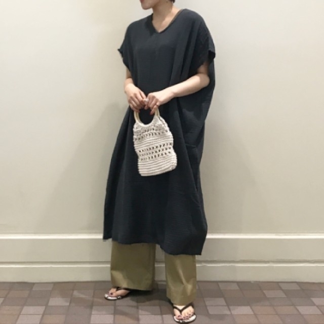 B:MING LIFE STORE by BEAMS(ビーミング ライフストア バイ ビームス)のB:MING by BEAMS ダブルガーゼ サックワンピース レディースのワンピース(ひざ丈ワンピース)の商品写真