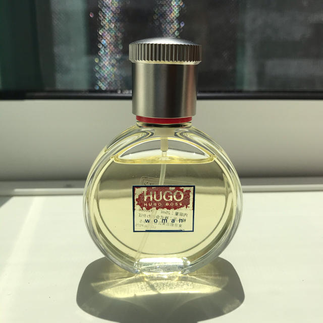 HUGO BOSS(ヒューゴボス)の香水　パフューム　オードトワレ hugo boss 女性 コスメ/美容の香水(香水(女性用))の商品写真