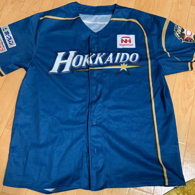 北海道日本ハムファイターズ(ホッカイドウニホンハムファイターズ)の北海道日本ハムファイターズ レプリカユニフォーム スポーツ/アウトドアの野球(応援グッズ)の商品写真