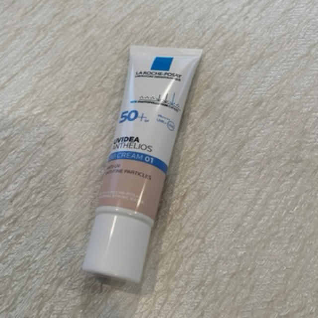 LA ROCHE-POSAY(ラロッシュポゼ)のラロッシュポゼ コスメ/美容のベースメイク/化粧品(BBクリーム)の商品写真