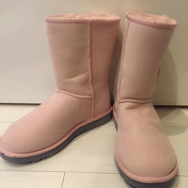 UGG(アグ)のUGG ムートンブーツ ピンク レディースの靴/シューズ(ブーツ)の商品写真