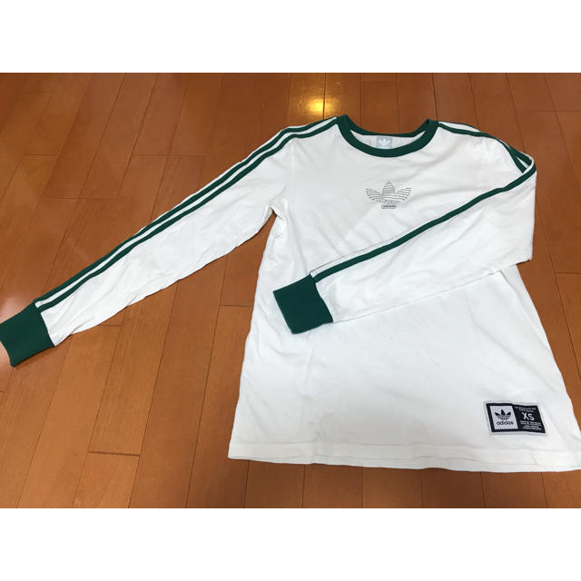 adidas(アディダス)のロングTシャツ メンズのトップス(Tシャツ/カットソー(七分/長袖))の商品写真