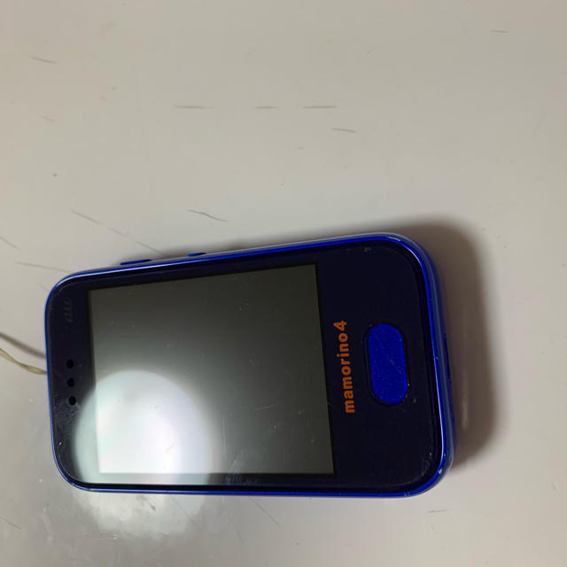 Mamorino 4 AU スマホ/家電/カメラのスマートフォン/携帯電話(携帯電話本体)の商品写真