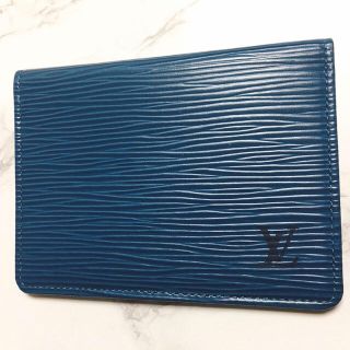 ルイヴィトン(LOUIS VUITTON)のLOUIS VUITTON ルイヴィトン定期入れ(名刺入れ/定期入れ)