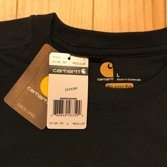 carhartt(カーハート)のカーハート carhartt 半袖 黒 L 胸ポケＴシャツ メンズのトップス(Tシャツ/カットソー(半袖/袖なし))の商品写真