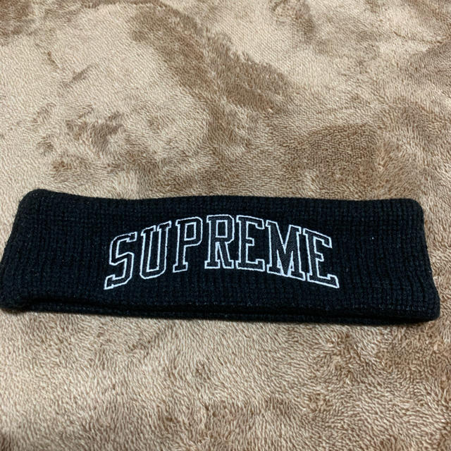 Supreme(シュプリーム)のSUPREME New Era Sequin Arc Logo Headband メンズの帽子(ニット帽/ビーニー)の商品写真