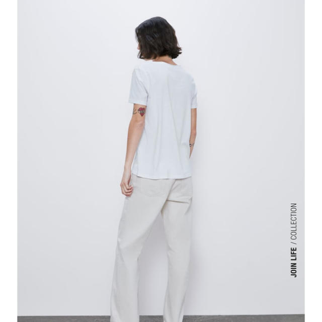 ZARA(ザラ)の新品未使用タグ付き☆ZARA VネックベーシックTシャツ レオパード　ヒョウ柄 レディースのトップス(Tシャツ(半袖/袖なし))の商品写真