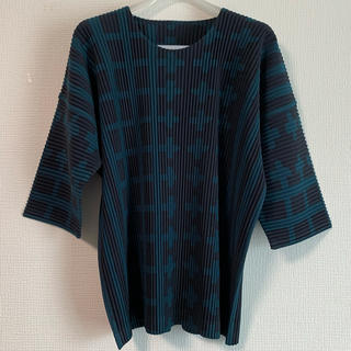 イッセイミヤケ(ISSEY MIYAKE)のHOMME PLISSE    PRINT PLEATS SHIRT(Tシャツ/カットソー(半袖/袖なし))