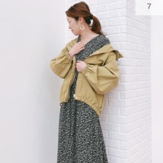 ザラ(ZARA)の★新品 タグ付き GU ジーユー オーバーサイズ マウンテンパーカー ベージュ(ブルゾン)