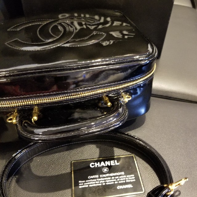 CHANEL(シャネル)の☆専用☆CHANELシャネルバニティバッグ レディースのバッグ(ハンドバッグ)の商品写真