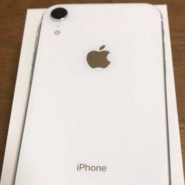 驚きの価格 Apple - iPhone XR White 128 GB SIMフリー版