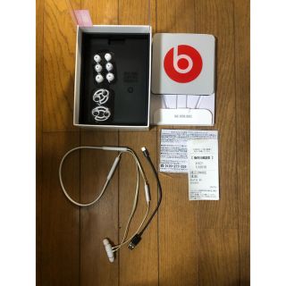 ビーツバイドクタードレ(Beats by Dr Dre)のBEATSx  ホワイト　ワイヤレスイヤホン(ヘッドフォン/イヤフォン)